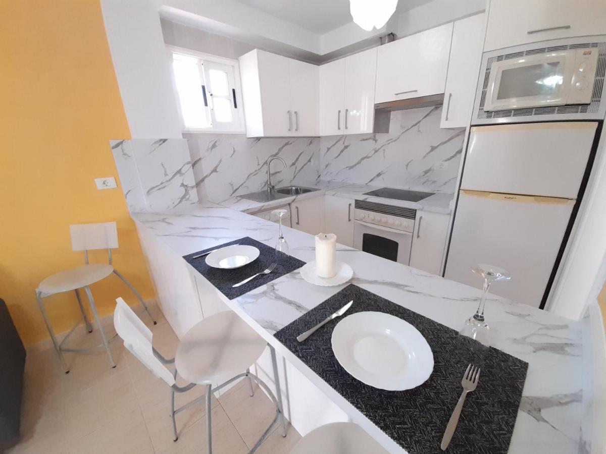 Appartamento The Heights Deluxe Arona  Esterno foto