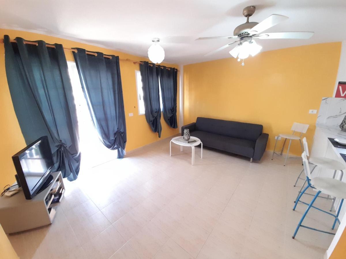 Appartamento The Heights Deluxe Arona  Esterno foto