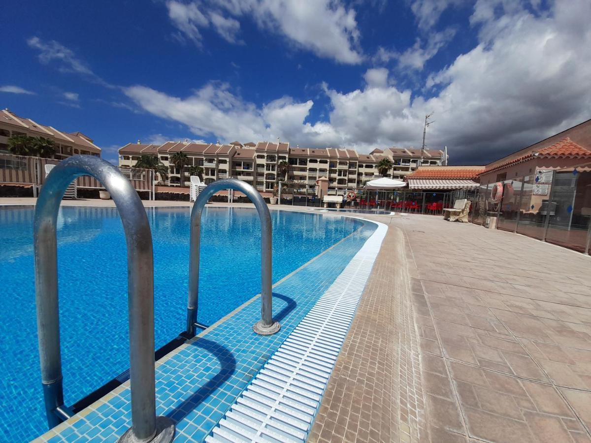 Appartamento The Heights Deluxe Arona  Esterno foto