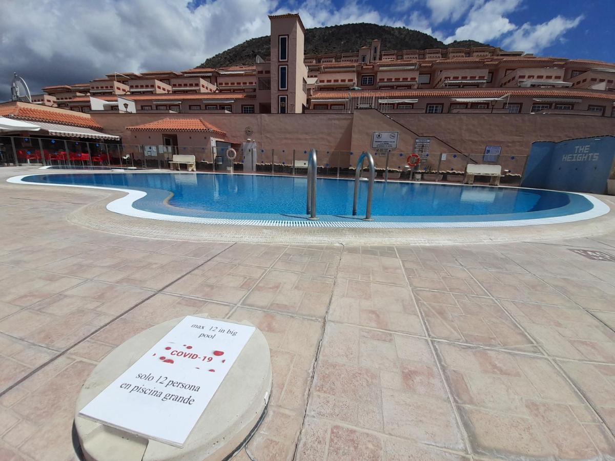 Appartamento The Heights Deluxe Arona  Esterno foto