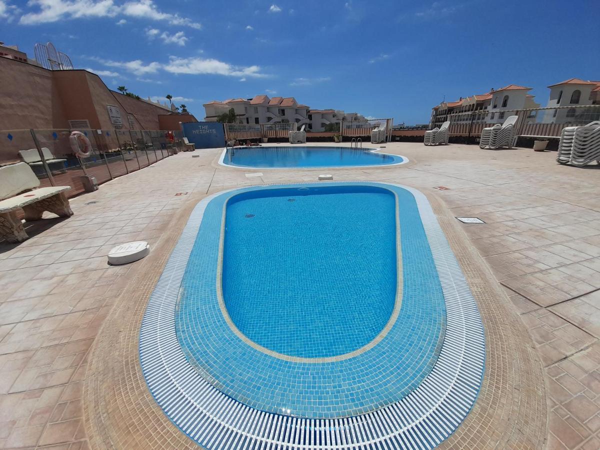 Appartamento The Heights Deluxe Arona  Esterno foto